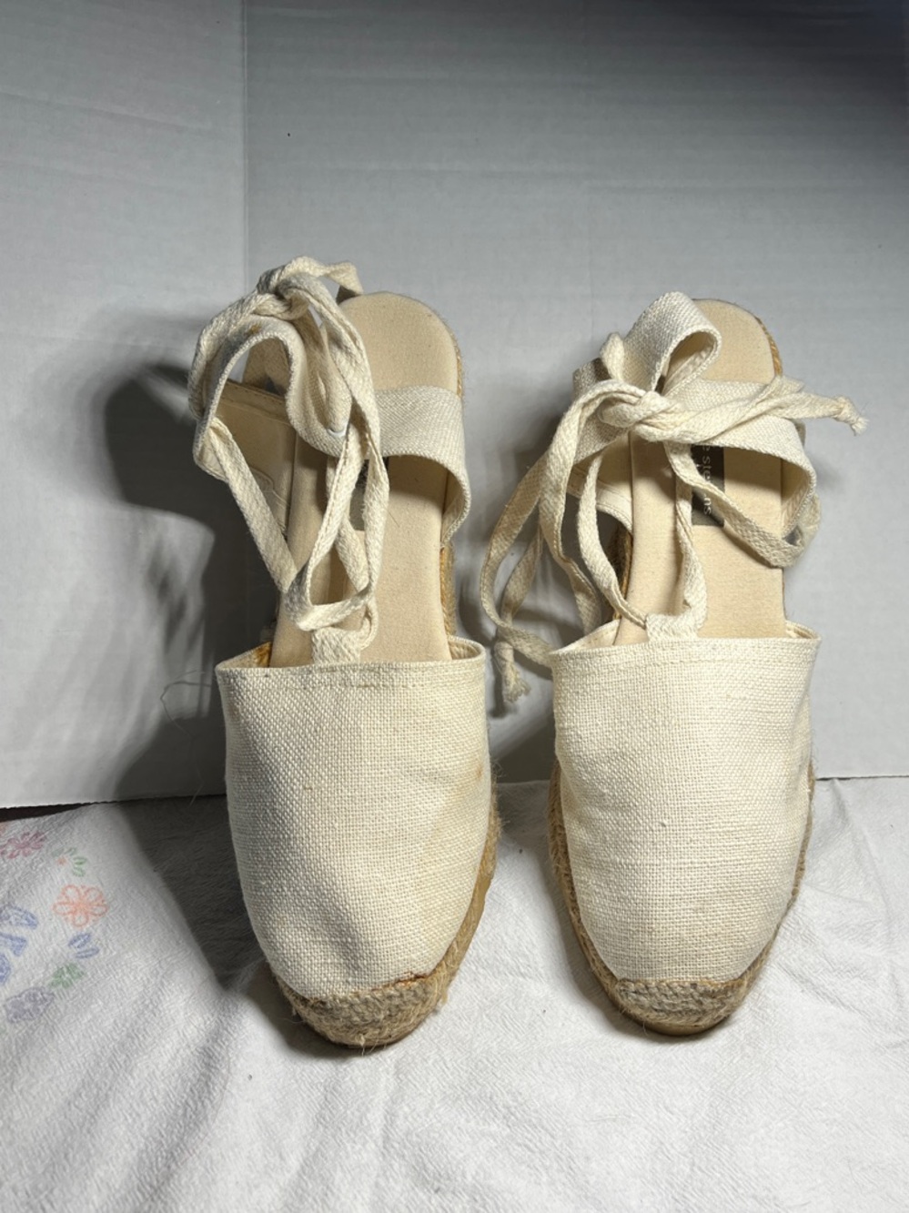 Valerie Stevens Cream Canvas Espadrille Wedge Sandals with Ankle Wraps